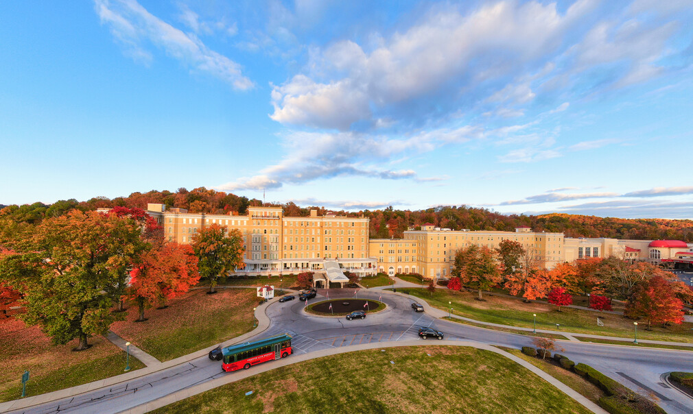 Beautiful fall scene at French Lick Springs Hotel