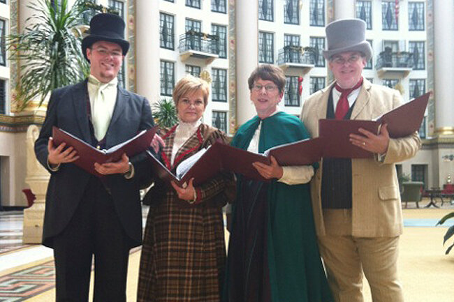 Dickens Carolers