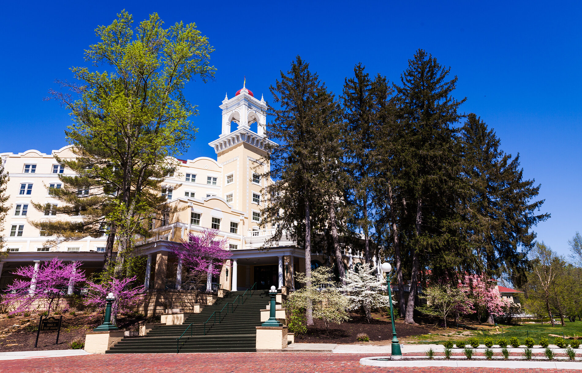 Exterior of West Baden Springs Hotel