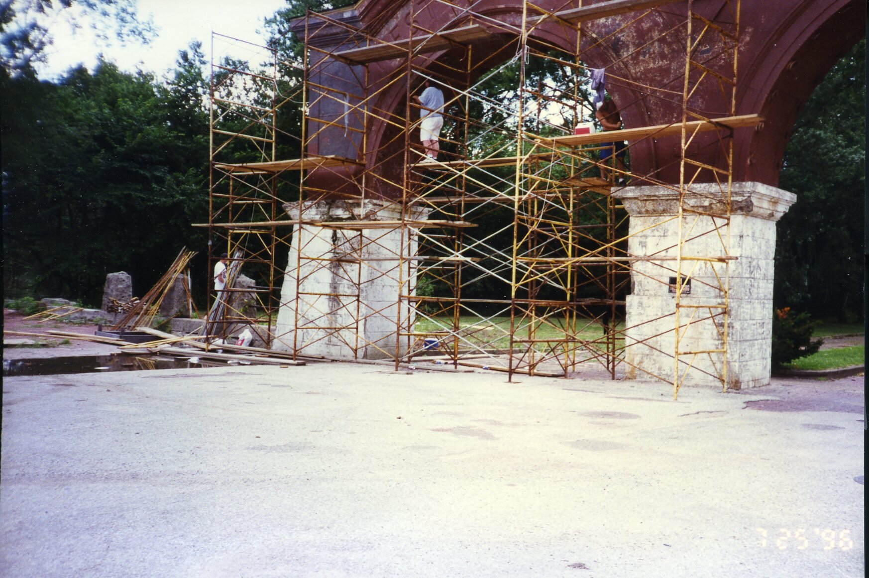 a man standing on a scaffolding