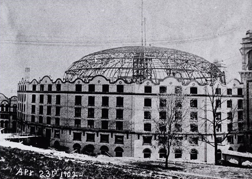 Construction of a large historic building