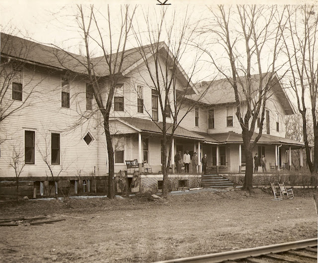 The Waddy Hotel boarding house